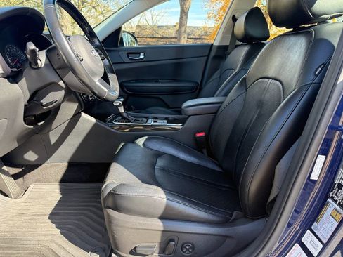 Used 2020 Kia Optima Premium image 18