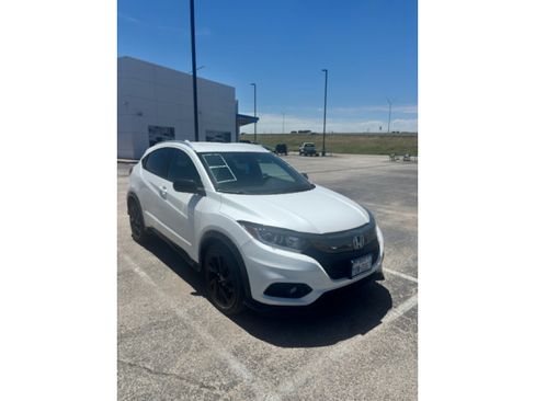Used 2021 Honda HR-V Sport image 3