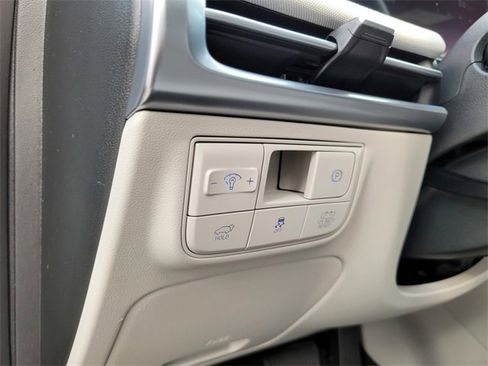 New 2026 Hyundai Tucson Limited image 15