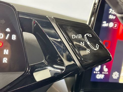 Used 2023 Volkswagen ID.4 Pro S image 18