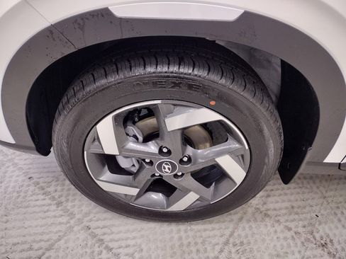 New 2026 Hyundai Venue SEL image 5