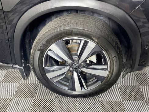 Used 2022 Nissan Rogue SL w/ SL Premium Package FWD image 12