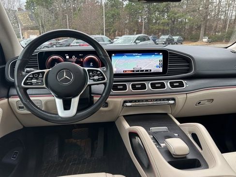 Used 2021 Mercedes-Benz GLE 450 4MATIC image 11
