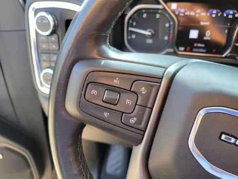 Used 2022 GMC Sierra 2500 Denali image 16