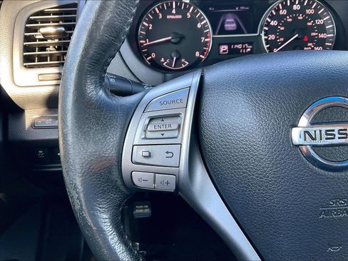 Used 2015 Nissan Altima 2.5 SL w/ Moonroof Package image 18
