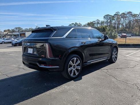 New 2025 Cadillac Escalade IQ Luxury 2 image 5