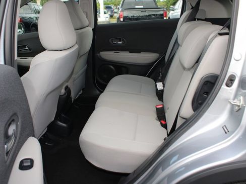 Certified 2019 Honda HR-V LX image 14