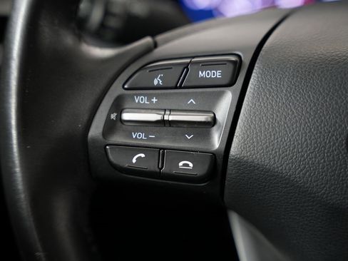 Used 2018 Hyundai Kona SEL image 12