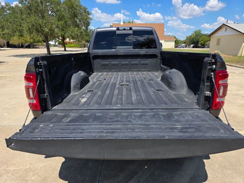 Used 2021 RAM 3500 Limited image 27