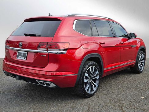 Used 2022 Volkswagen Atlas SEL Premium image 3