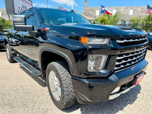 Used 2021 Chevrolet Silverado 2500 LTZ w/ Z71 Chrome Sport Edition AWD/4WD image 2