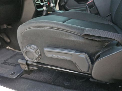 Certified 2021 Jeep Wrangler Sport image 25