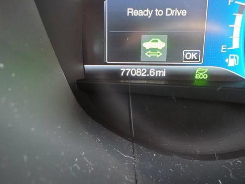 Used 2019 Ford Fusion Titanium FWD image 6