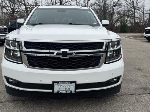 Used 2020 Chevrolet Suburban LT image 2