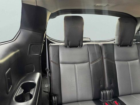 Used 2020 Nissan Pathfinder SL image 61