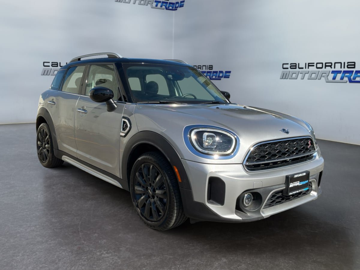 Used 2024 MINI Cooper Countryman S FWD image 3