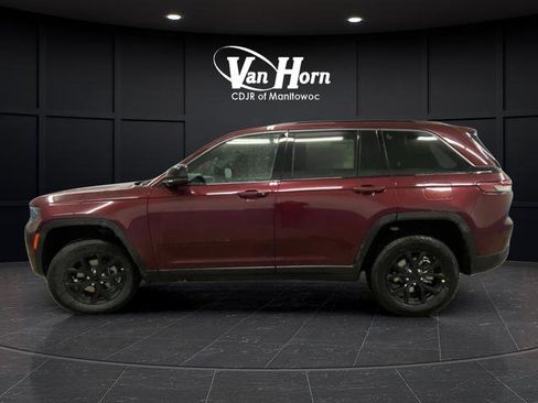 New 2026 Jeep Grand Cherokee Altitude AWD/4WD image 12