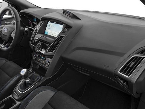 Used 2016 Ford Focus RS image 16