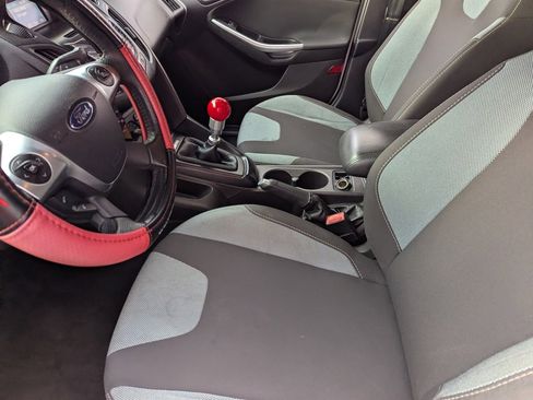 Used 2013 Ford Focus ST image 28