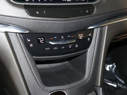 Used 2024 Cadillac XT5 Premium Luxury w/ Technology Package AWD/4WD image 22