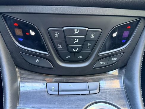 Used 2019 Buick Envision Essence image 14
