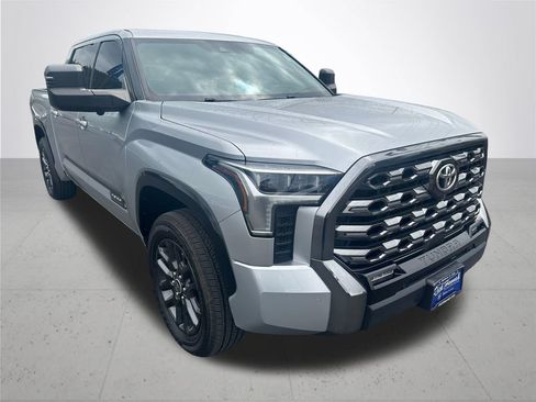 Certified 2023 Toyota Tundra Platinum w/ Advanced Package AWD/4WD image 6