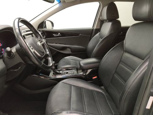 Used 2019 Kia Sorento EX AWD/4WD image 17