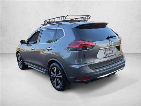 Used 2018 Nissan Rogue SL image 9