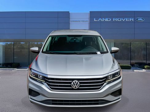 Used 2021 Volkswagen Passat 2.0T S FWD image 2