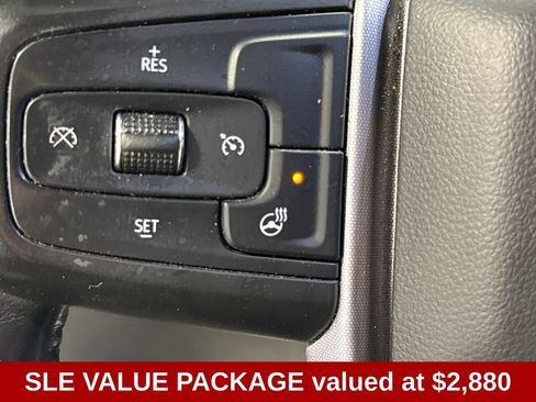 Used 2019 GMC Sierra 1500 SLE w/ SLE Value Package AWD/4WD image 3