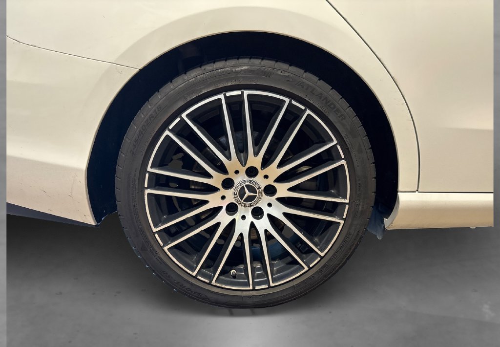 Used 2023 Mercedes-Benz C 300 Sedan image 21