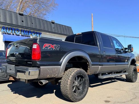 Used 2014 Ford F250 Lariat w/ Chrome Package image 3