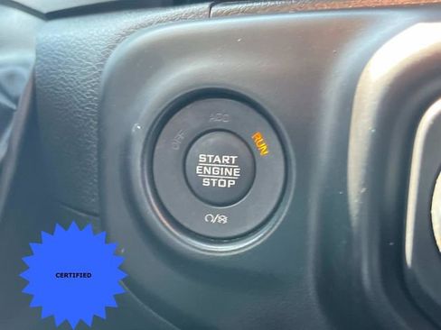 Used 2022 Jeep Wrangler Unlimited Sahara image 21