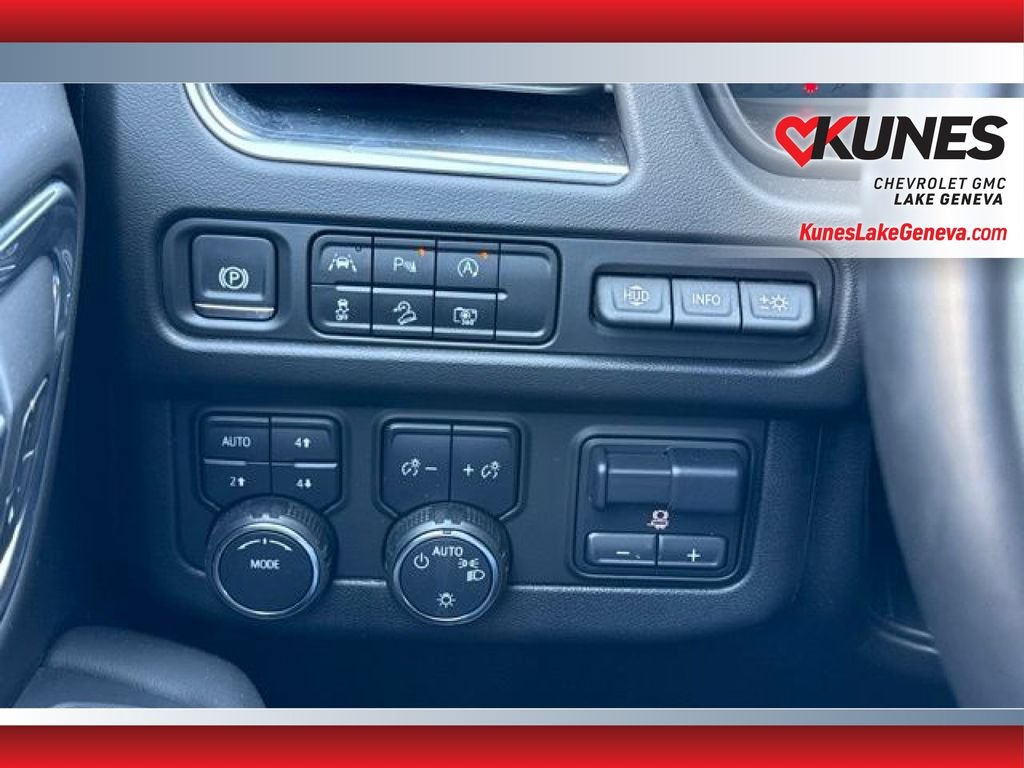 Used 2024 Chevrolet Tahoe Premier w/ Premium Package AWD/4WD image 38