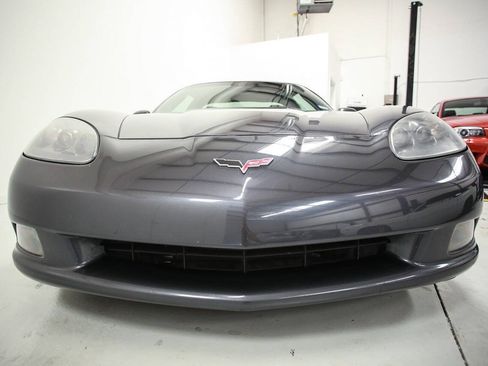 Used 2013 Chevrolet Corvette Coupe RWD image 9