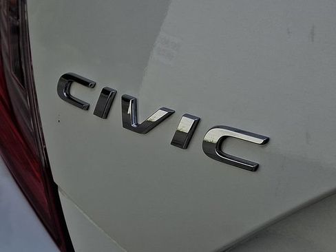 Certified 2017 Honda Civic EX image 32
