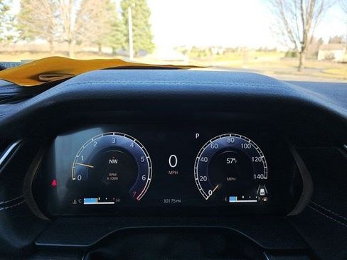 Used 2023 Jeep Grand Cherokee L Limited w/ Luxury Tech Group II image 22