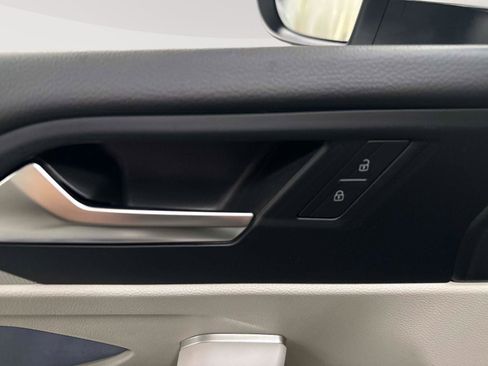 New 2026 Volkswagen Jetta SE image 19