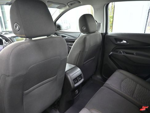 Used 2019 Chevrolet Equinox LT image 11