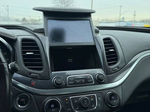 Used 2019 Chevrolet Impala LT image 17