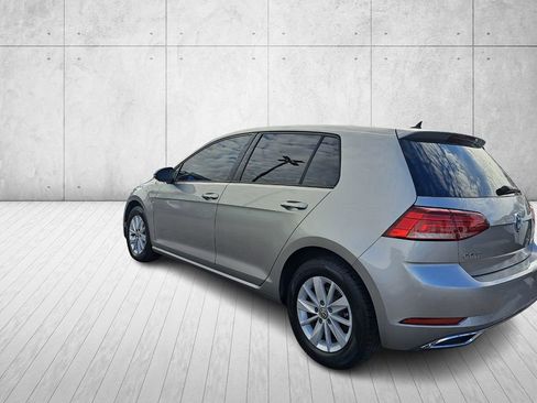 Used 2019 Volkswagen Golf S image 7