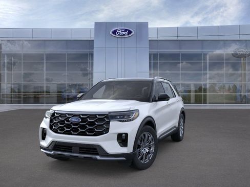 New 2026 Ford Explorer Platinum RWD image 2