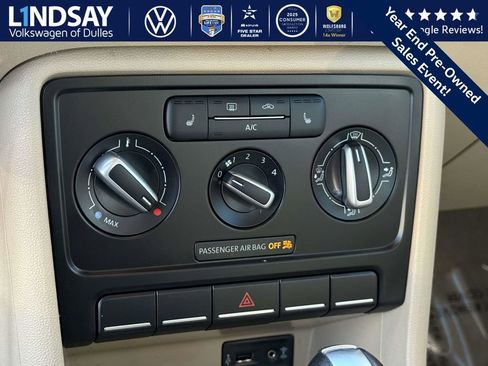 Used 2016 Volkswagen Beetle 1.8T SE image 16