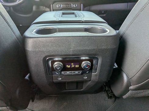 Used 2023 GMC Yukon AT4 AWD/4WD image 19