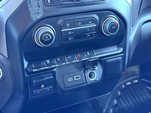 Used 2024 Chevrolet Silverado 3500 W/T image 25