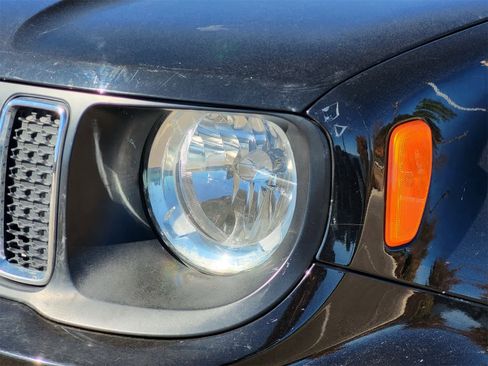 Used 2020 Jeep Renegade Latitude image 8