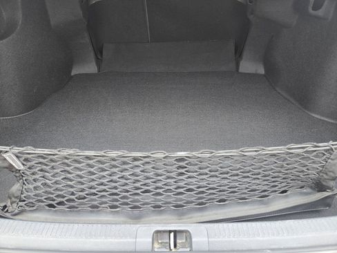 Used 2020 Toyota Camry LE image 33