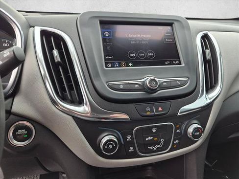 Used 2023 Chevrolet Equinox LS FWD image 14