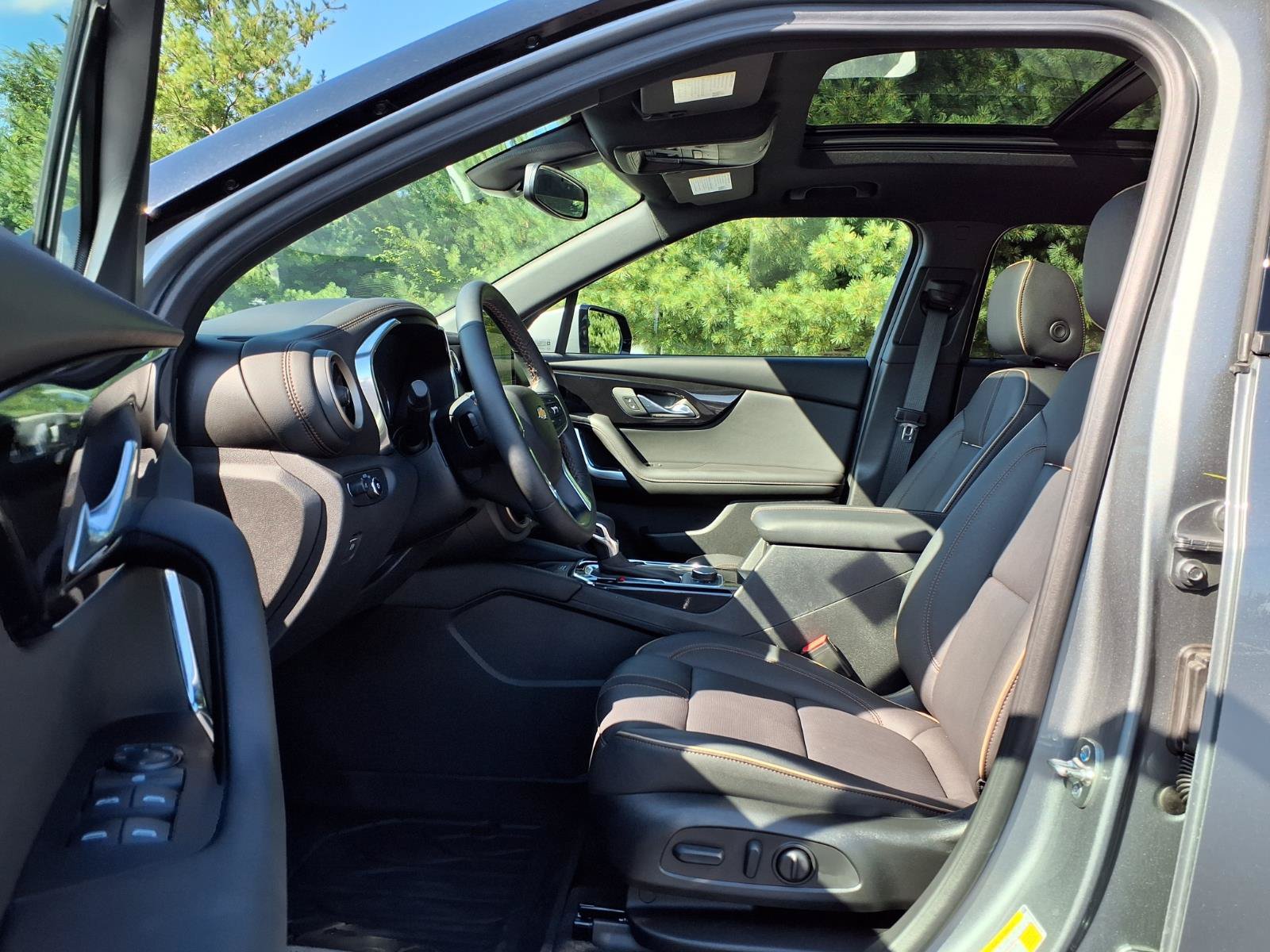 Used 2025 Chevrolet Blazer Premier w/ LPO, Floor Liner Package FWD image 24