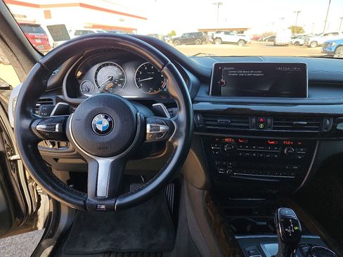 Used 2017 BMW X5 xDrive50i image 12